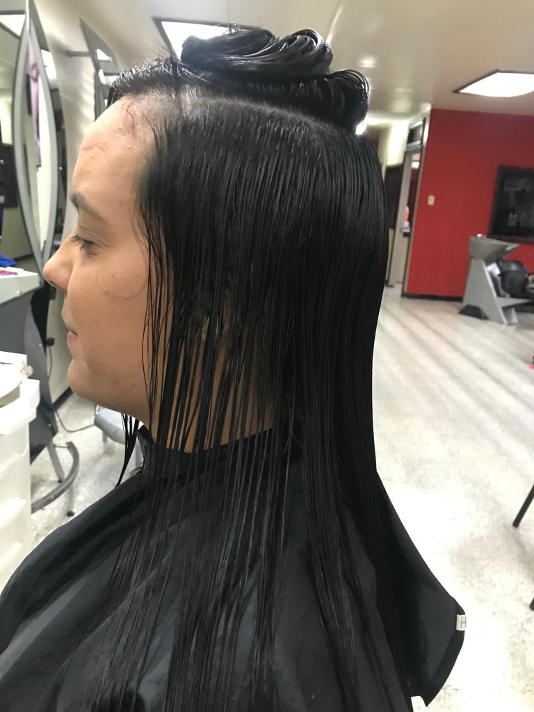 Cliente feliz (salón de belleza estética)